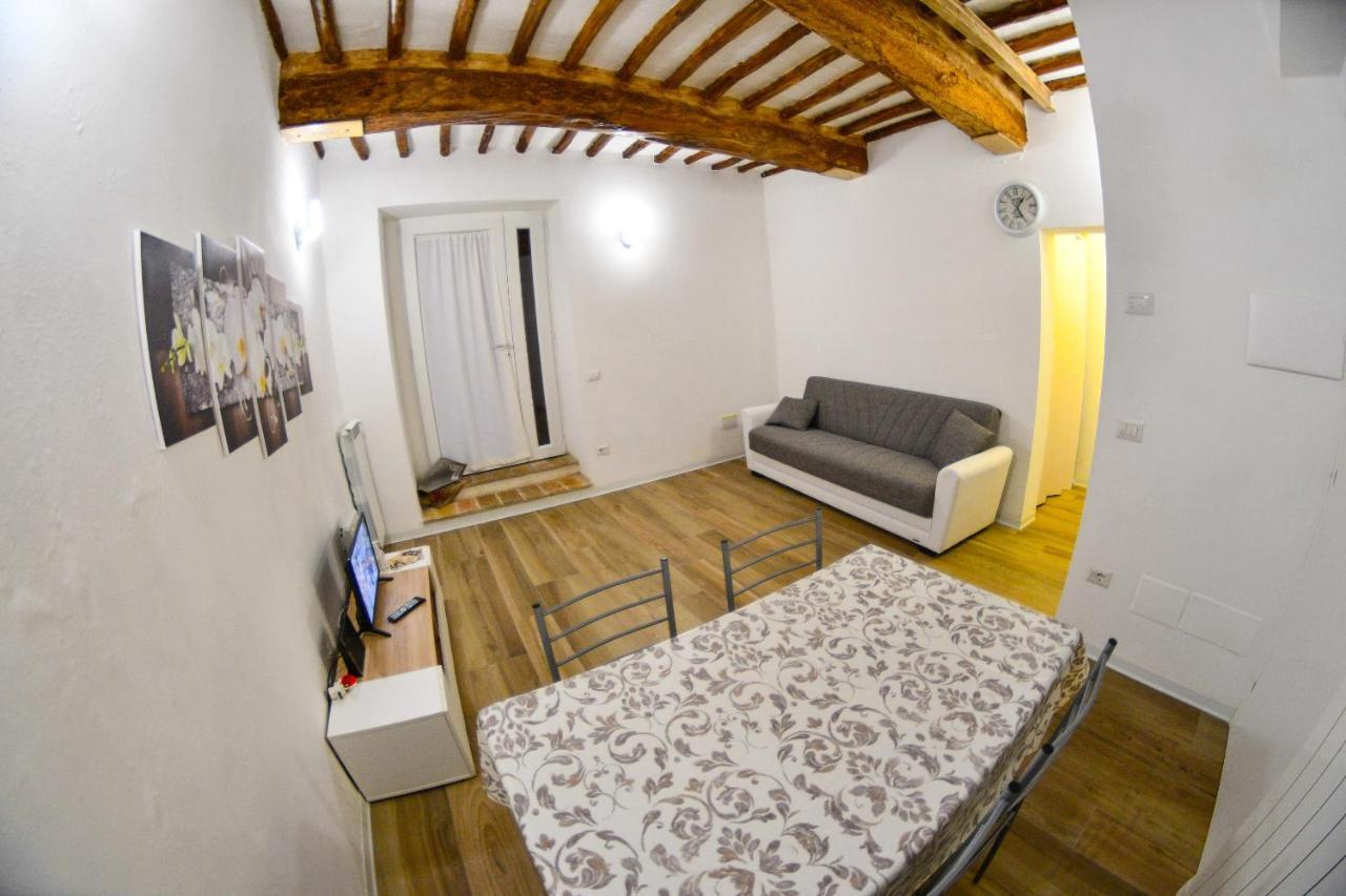 Апартаменты A Casa Di Silvia Фолиньо Экстерьер фото